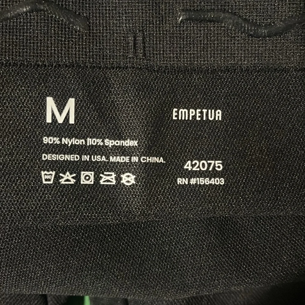 EMPETUA Black Leggings Women's Size Medium NWOT - Picture 8 of 8